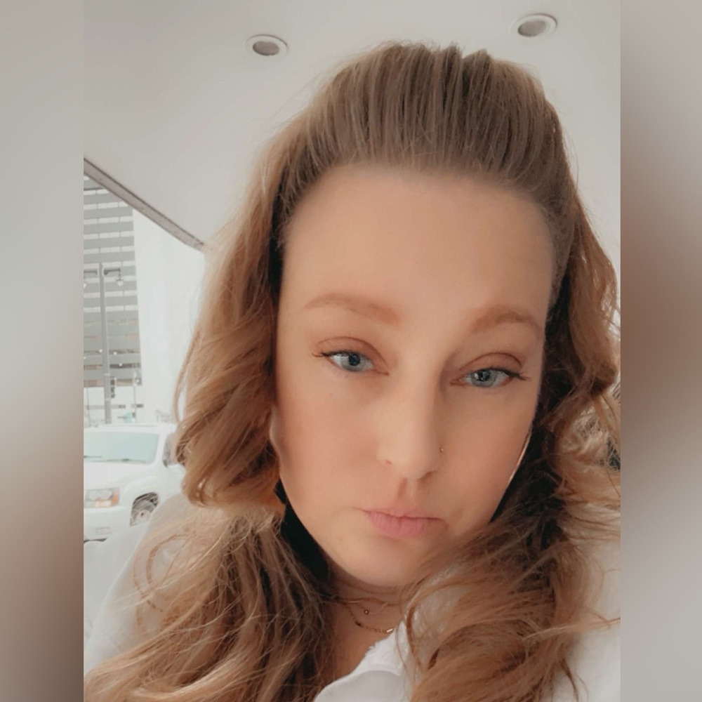 Meet your Posher, Krystal